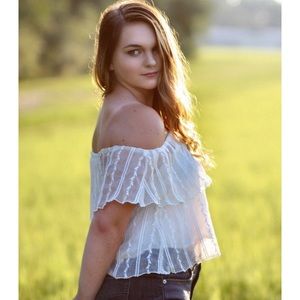 LA HEARTS Lace Off the Shoulder Crop Top Small